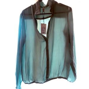 Pamela long sleeved blouse